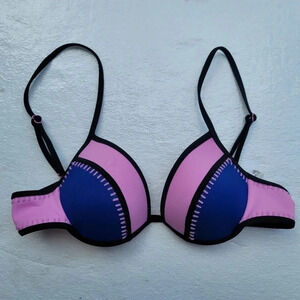 Victorias Secret Swim 34A Bikini Top Surf Crochet Blue Purple Black Color 8BN